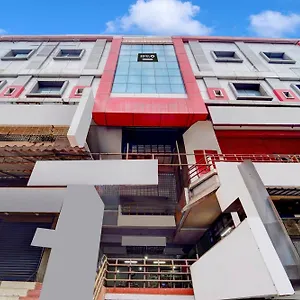 https://oyo-66864-r-k-residency.kerala-hotels.net