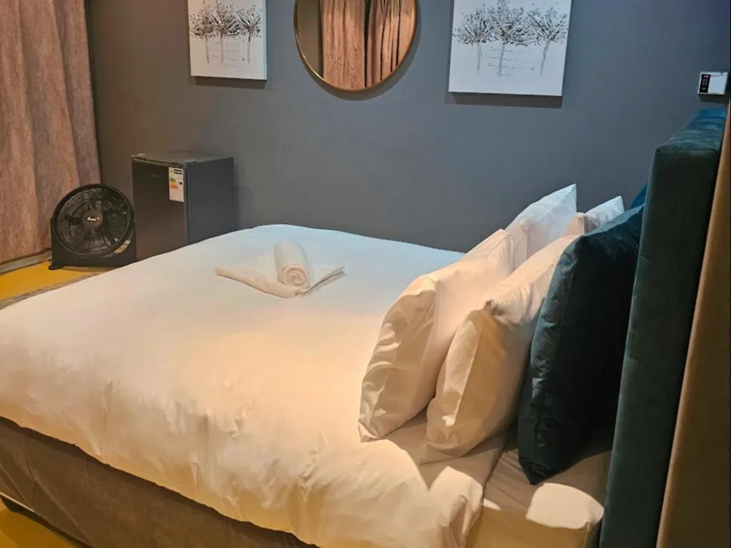 Nala Guest House Parklands